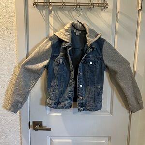 Vintage Women’s Denim Jacket with Long Polar Fleece Sleeves